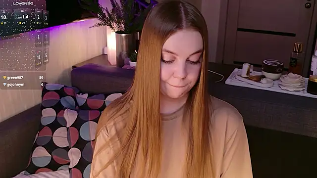 bratwifelina's cam snapshot