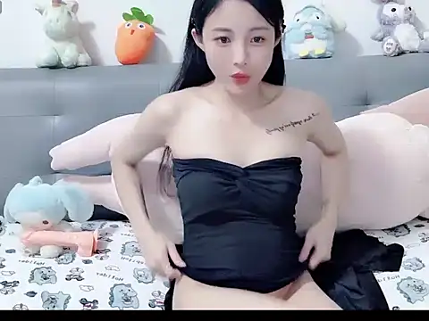 ShynBarbie94 live sex cam