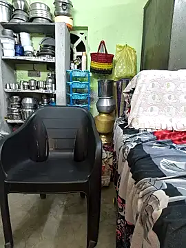 Tamilselviroja- live sex cam