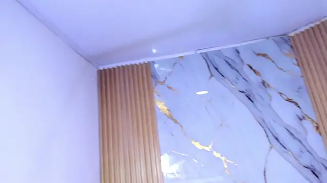 Luluu_08 live sex cam