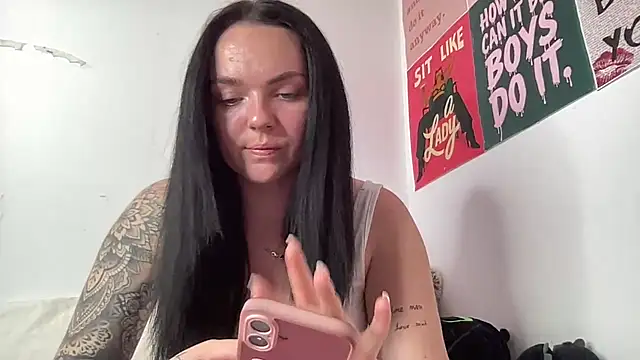 YorkshireGirly's cam snapshot