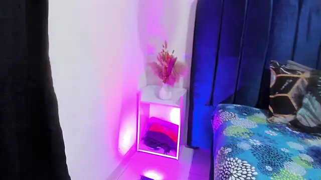 Aurora_wish's cam snapshot