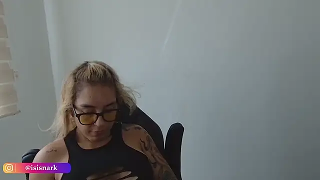 ValkyriaRose's cam snapshot