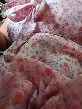 Lindagirlcum's cam snapshot