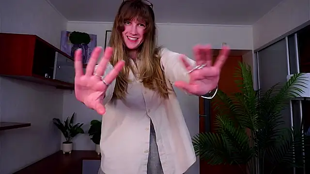 UshaAshauer's cam snapshot