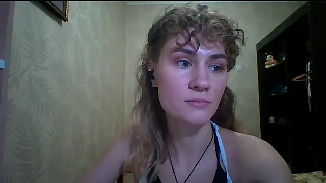 DeanneGilcher's cam snapshot