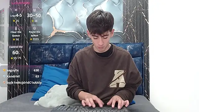 Lust_demian live sex cam