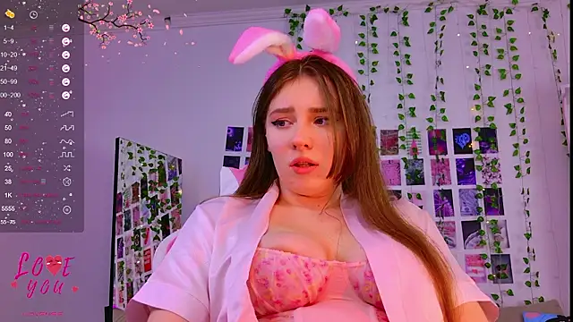 Moon__Bunny live sex cam