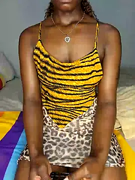 NicRaisaa's cam snapshot