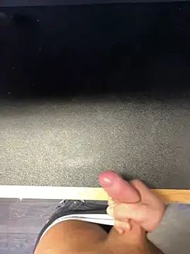 Robertocavall live sex cam