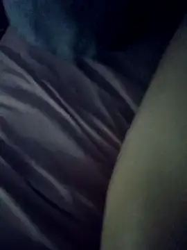 Miquelp123 live sex cam