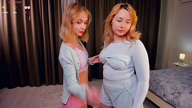 InaChristoffer live sex cam