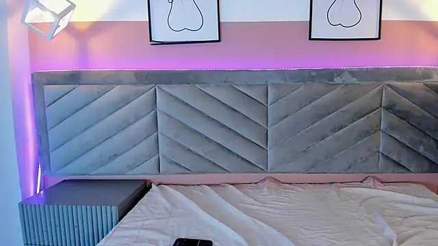 mila_blake1's cam snapshot