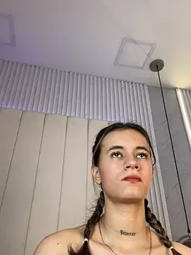 JuliaColemann's cam snapshot