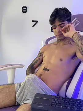 miguel_aguirre_ live sex cam