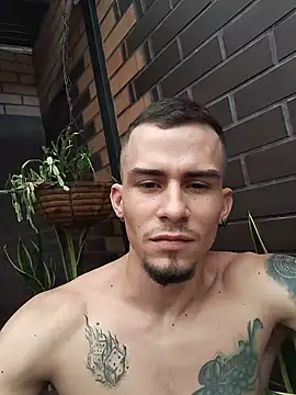 SharonTygaX live sex cam