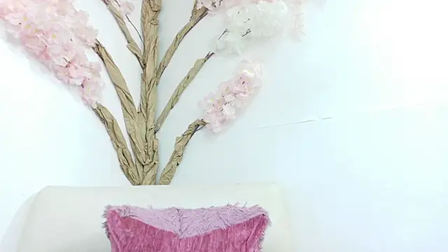 Kira_Monte's cam snapshot