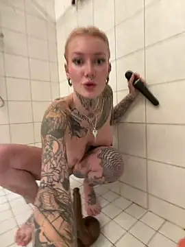 Stella-Kink live sex cam