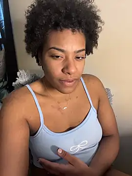 Tu_GataLinda live sex cam