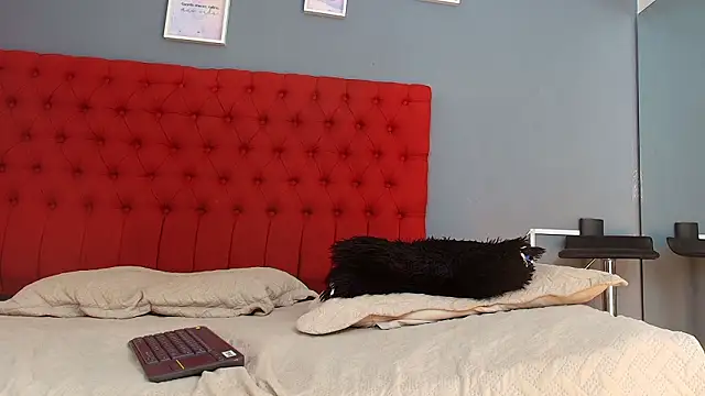 sofia_laverde's cam snapshot