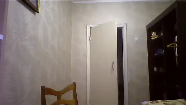 DeanneGilcher's cam snapshot