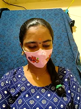 mini-queen's cam snapshot