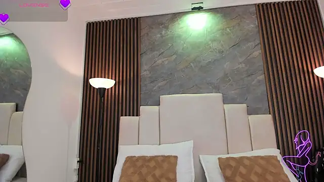 catiusca_reyes_03's cam snapshot