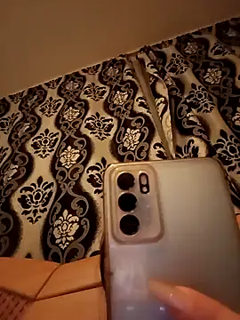 stropinela23's cam snapshot