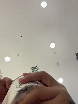 Chloe_Leaozinho's cam snapshot