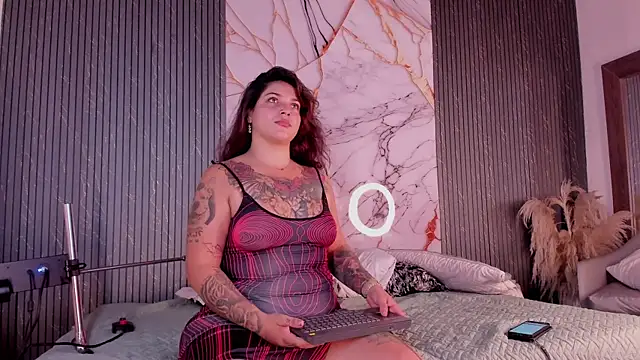 raven_noctis_'s cam snapshot