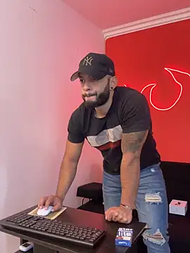 Mike_savage3 live sex cam