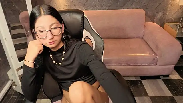 Sophie_jones_b's cam snapshot