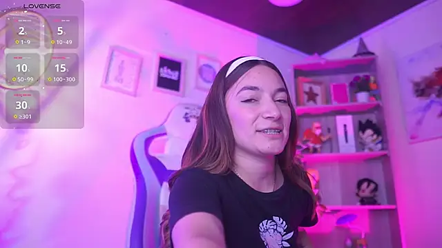 issa_monterrey_'s cam snapshot