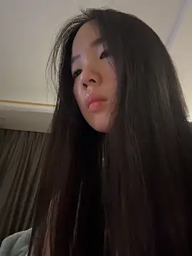 TinyBabe's cam snapshot