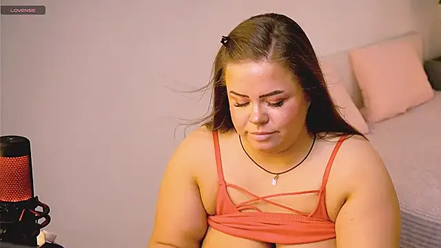 Sheila_queen_ live sex cam