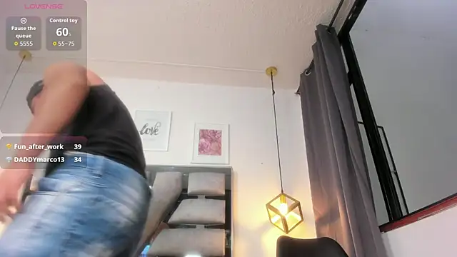 lianfox_'s cam snapshot