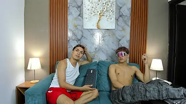 VERY_HOT_GUYS's cam snapshot