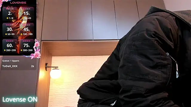 nicktorn's cam snapshot