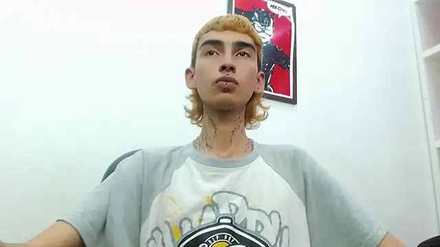 ttimy_x_boy's cam snapshot