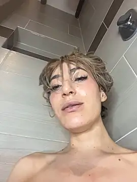 SweetieSinXXX live sex cam