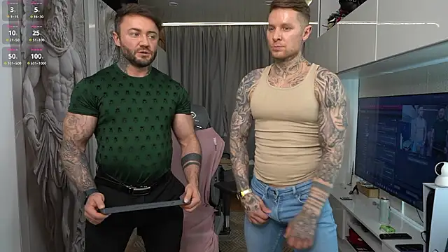 NickHOWLEN live sex cam