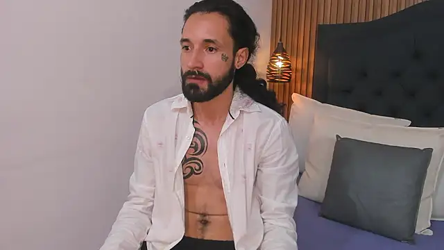 Hisoka_011 live sex cam