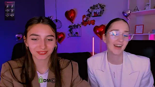 mila_firee's cam snapshot