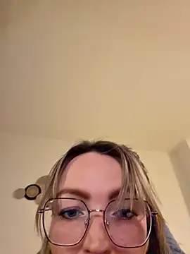 MissMialicious live sex cam