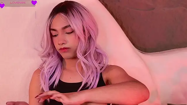 GraceFoxy live sex cam