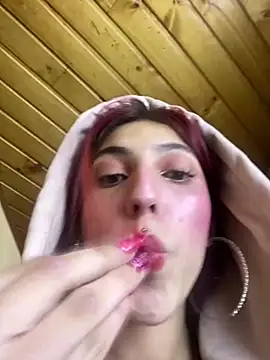 Maraia_pink18's cam snapshot