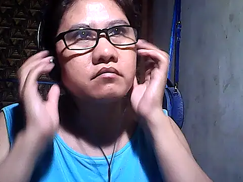 sweetsosie18 live sex cam