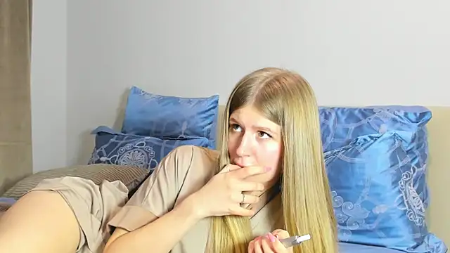 kirraa_'s cam snapshot