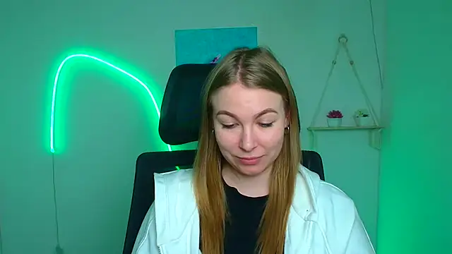 Dana_flowers's cam snapshot