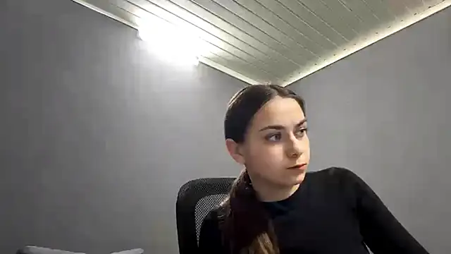 SarahHeadly's cam snapshot